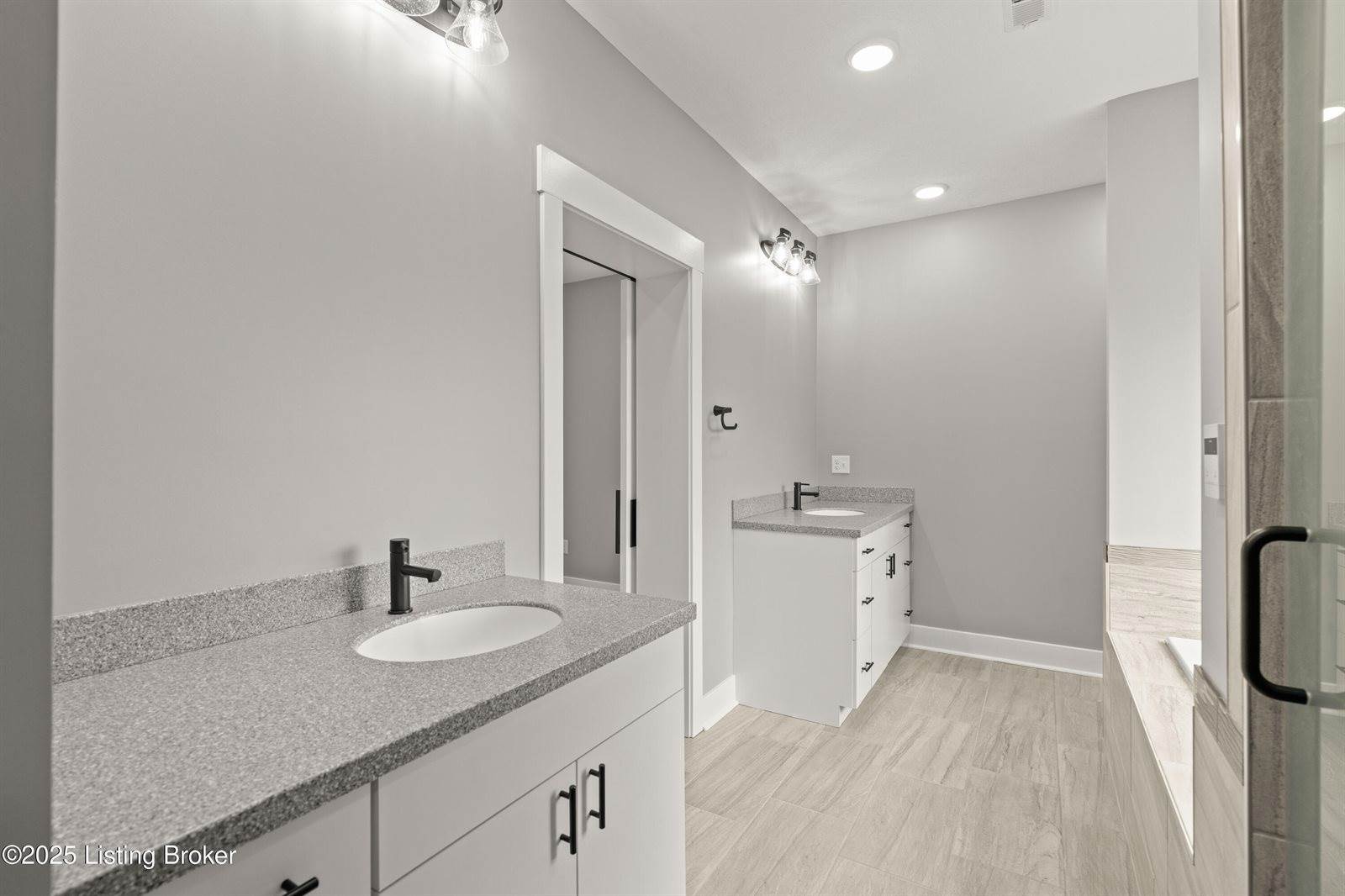 88 Betty Boyd Ln, Brandenburg, KY 40108