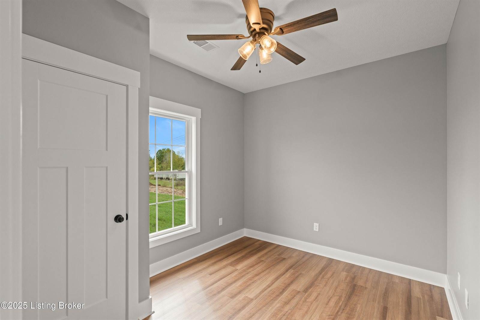 88 Betty Boyd Ln, Brandenburg, KY 40108