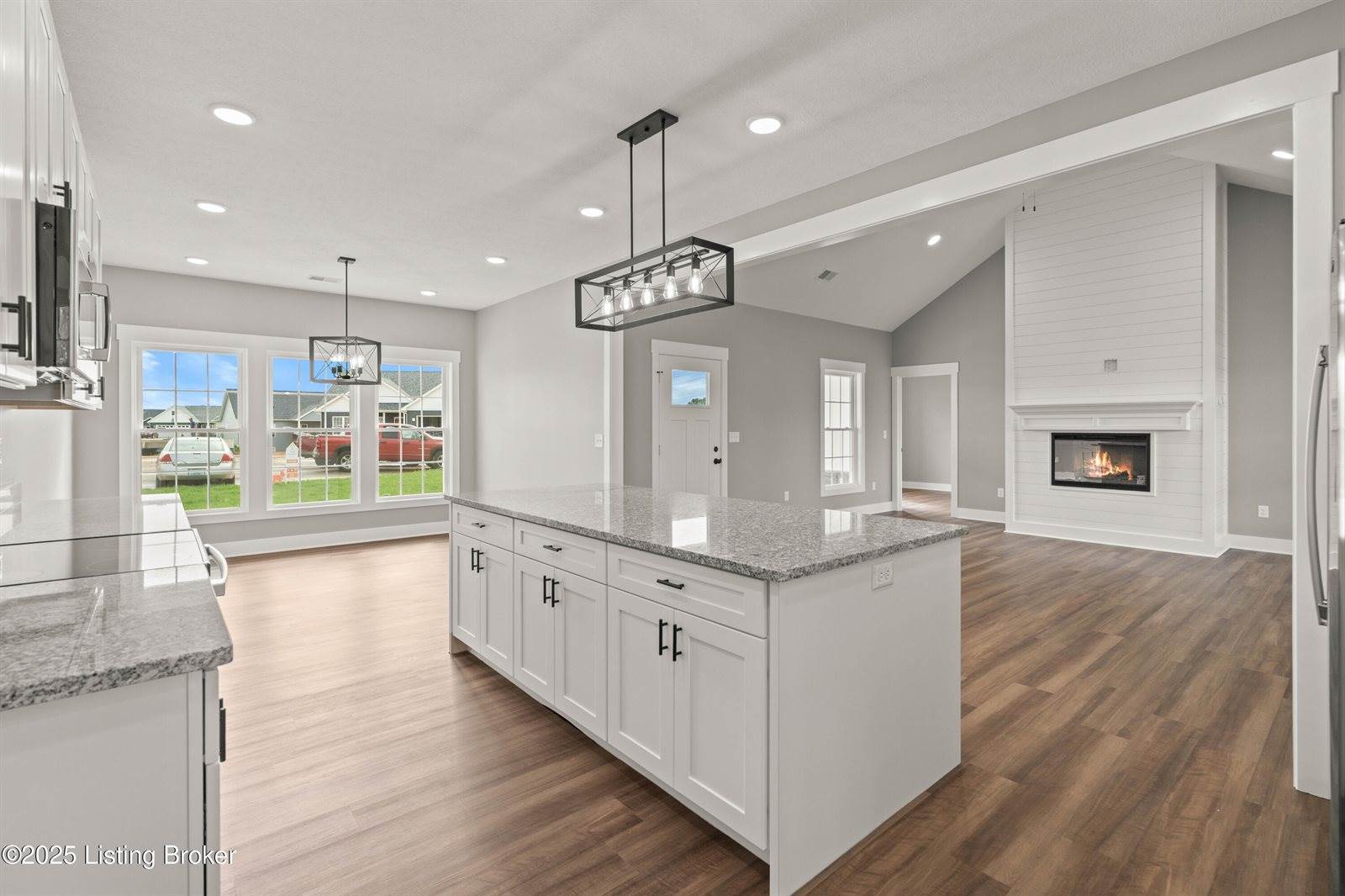 88 Betty Boyd Ln, Brandenburg, KY 40108