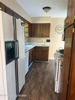 5301 Adkins Rd, Louisville, KY 40219