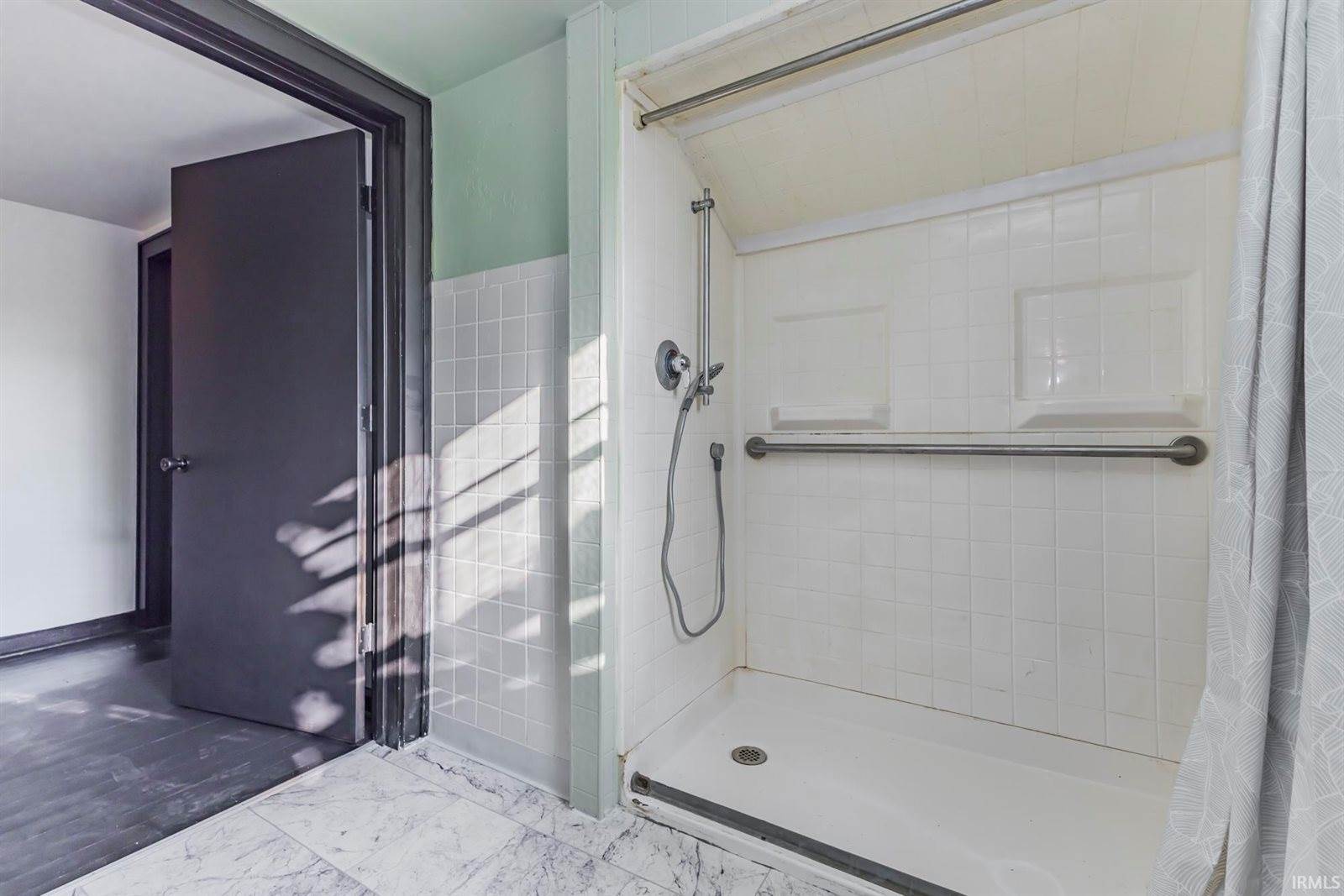 202 E 13th Street, Muncie, IN 47302