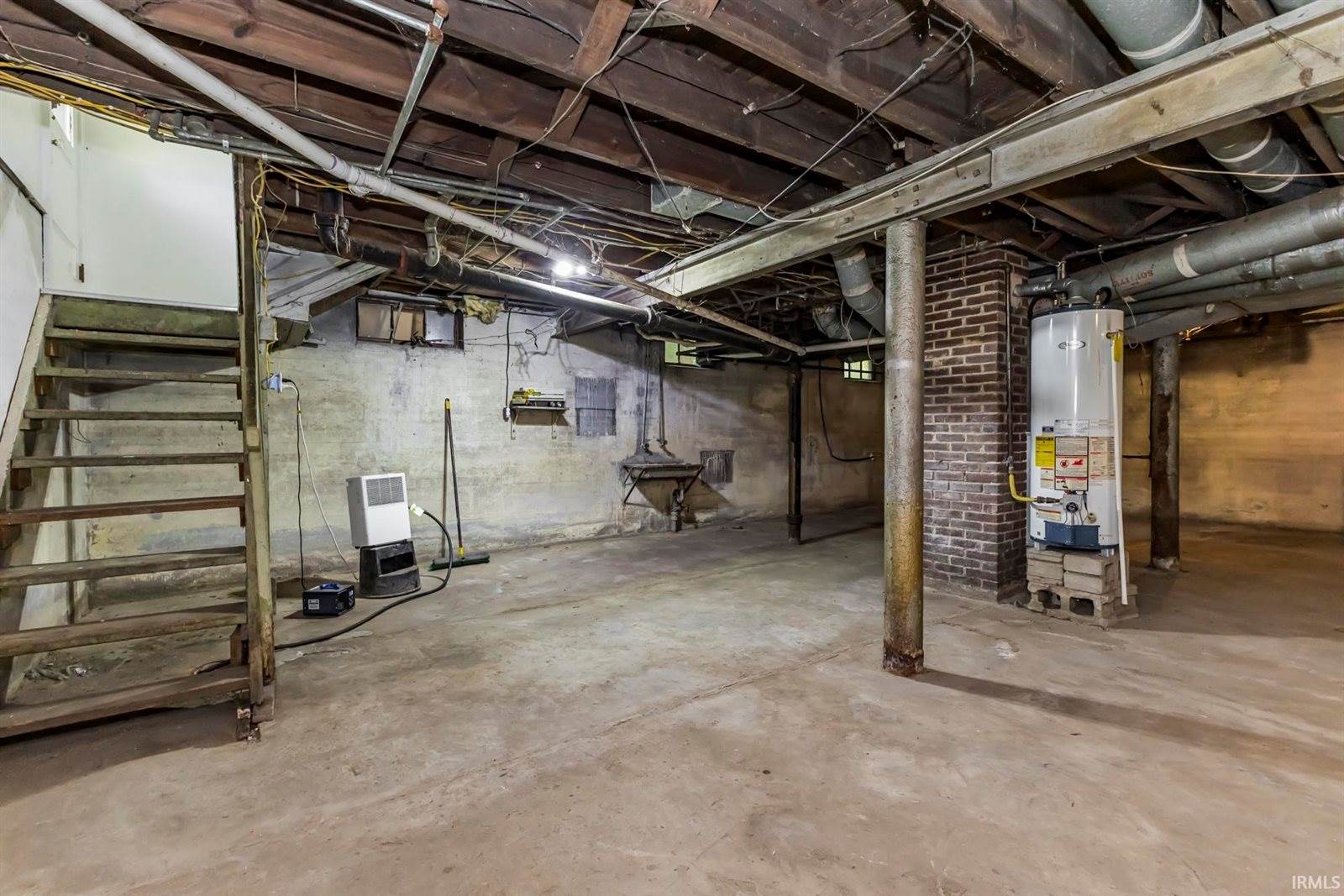 202 E 13th Street, Muncie, IN 47302