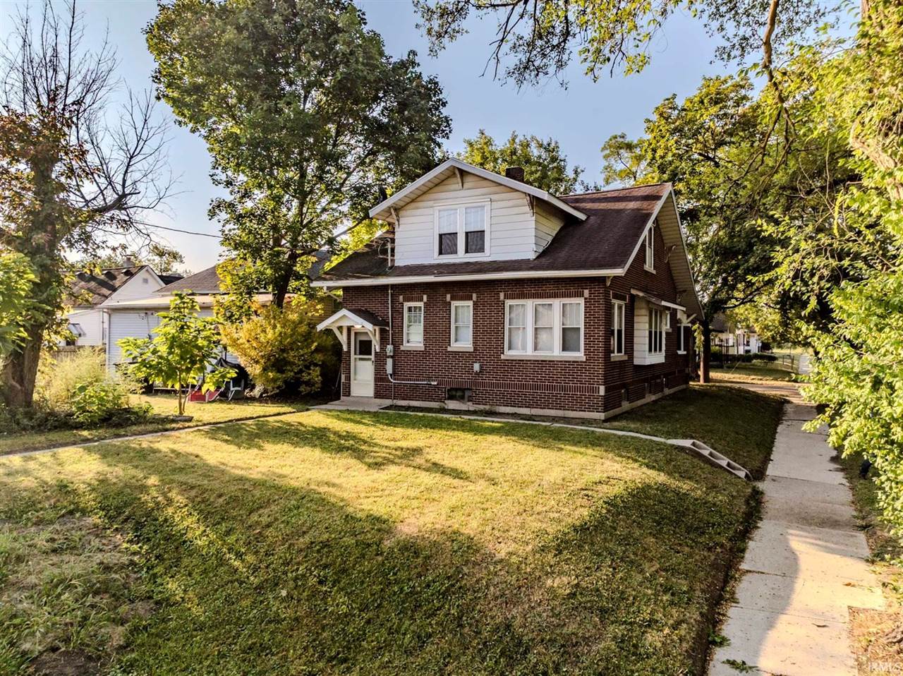 202 E 13th Street, Muncie, IN 47302