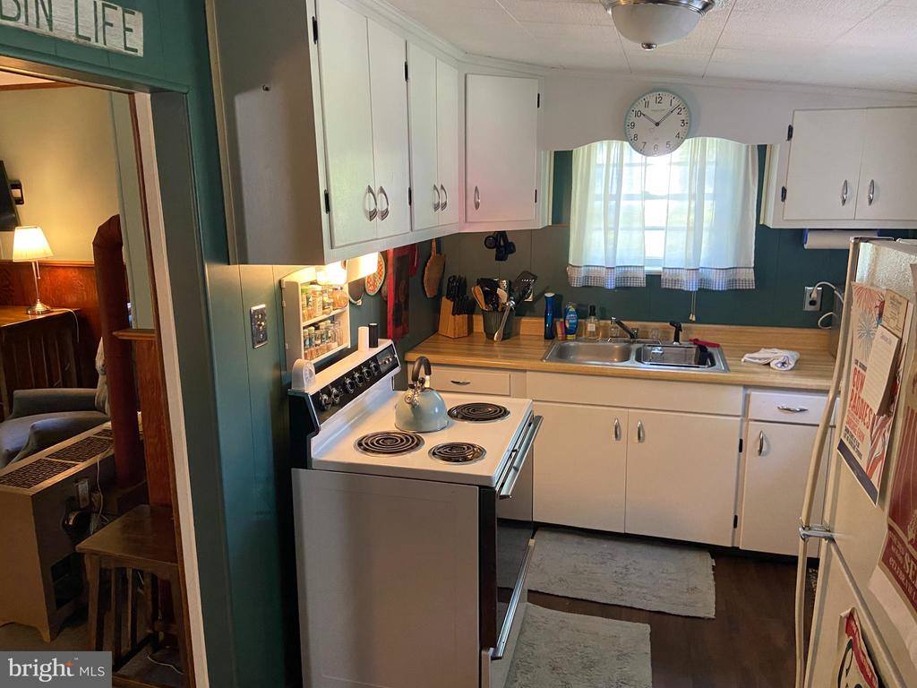 100 Bubbling Spring Road, Capon Bridge, WV 26711