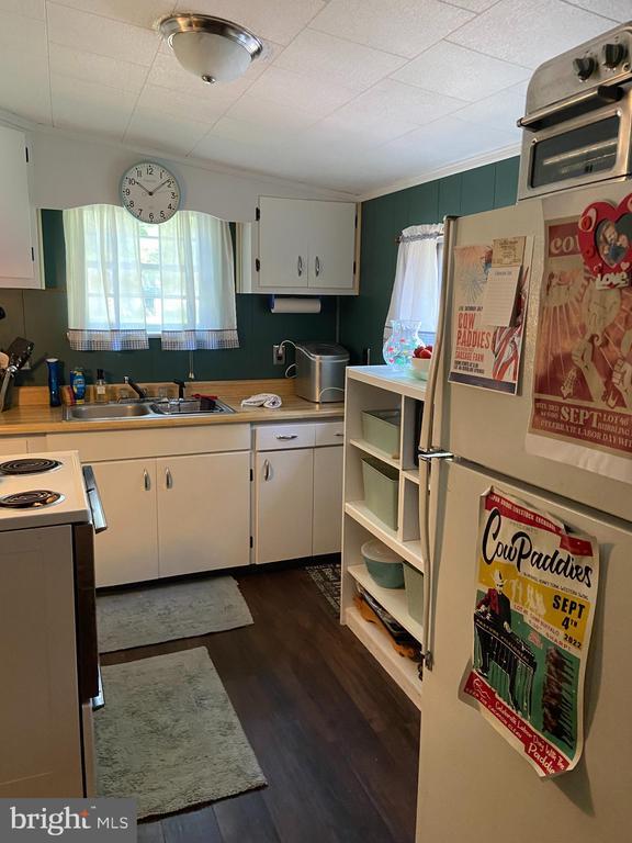 100 Bubbling Spring Road, Capon Bridge, WV 26711