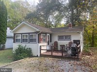 100 Bubbling Spring Road, Capon Bridge, WV 26711