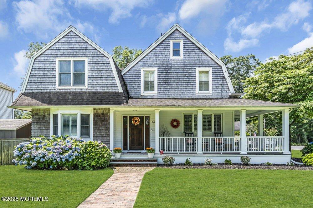 24 Chestnut Street, Fair Haven, NJ 07704