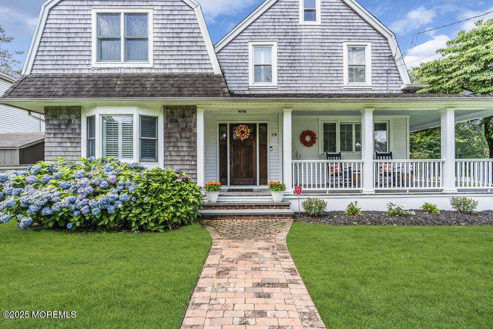 24 Chestnut Street, Fair Haven, NJ 07704