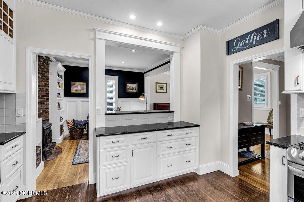 24 Chestnut Street, Fair Haven, NJ 07704