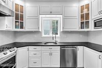 24 Chestnut Street, Fair Haven, NJ 07704