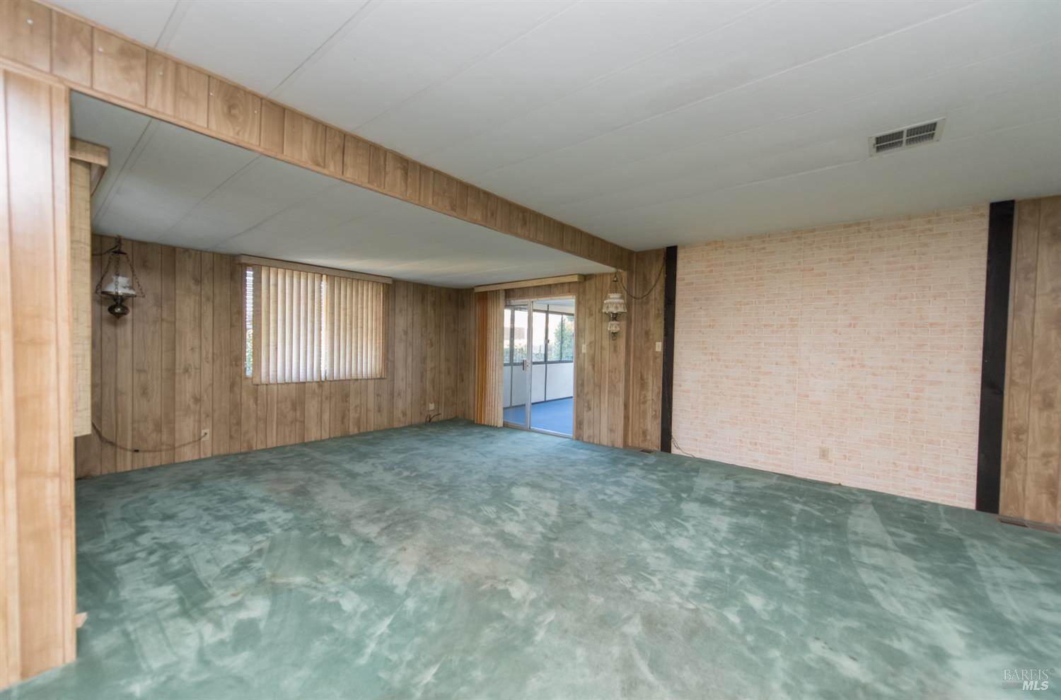 20 East Napa Drive, Petaluma, CA 94952