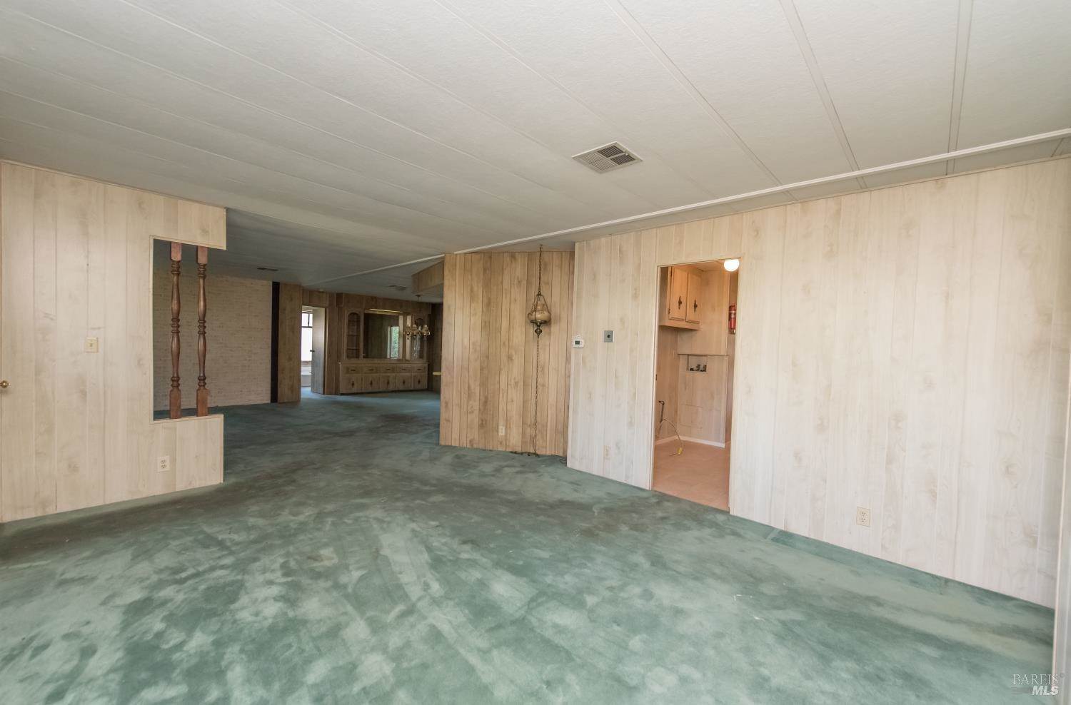 20 East Napa Drive, Petaluma, CA 94952