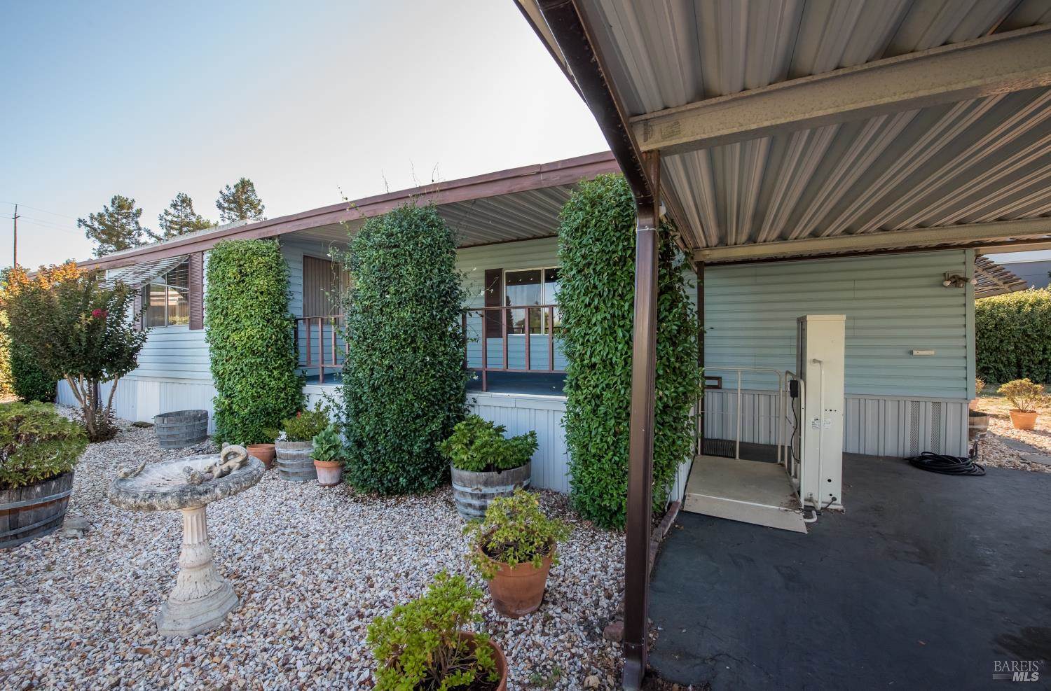 20 East Napa Drive, Petaluma, CA 94952