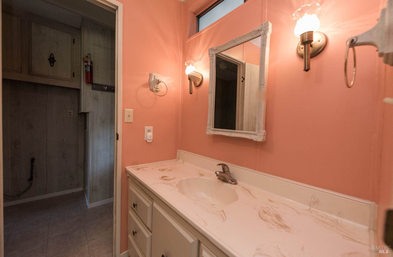 20 East Napa Drive, Petaluma, CA 94952