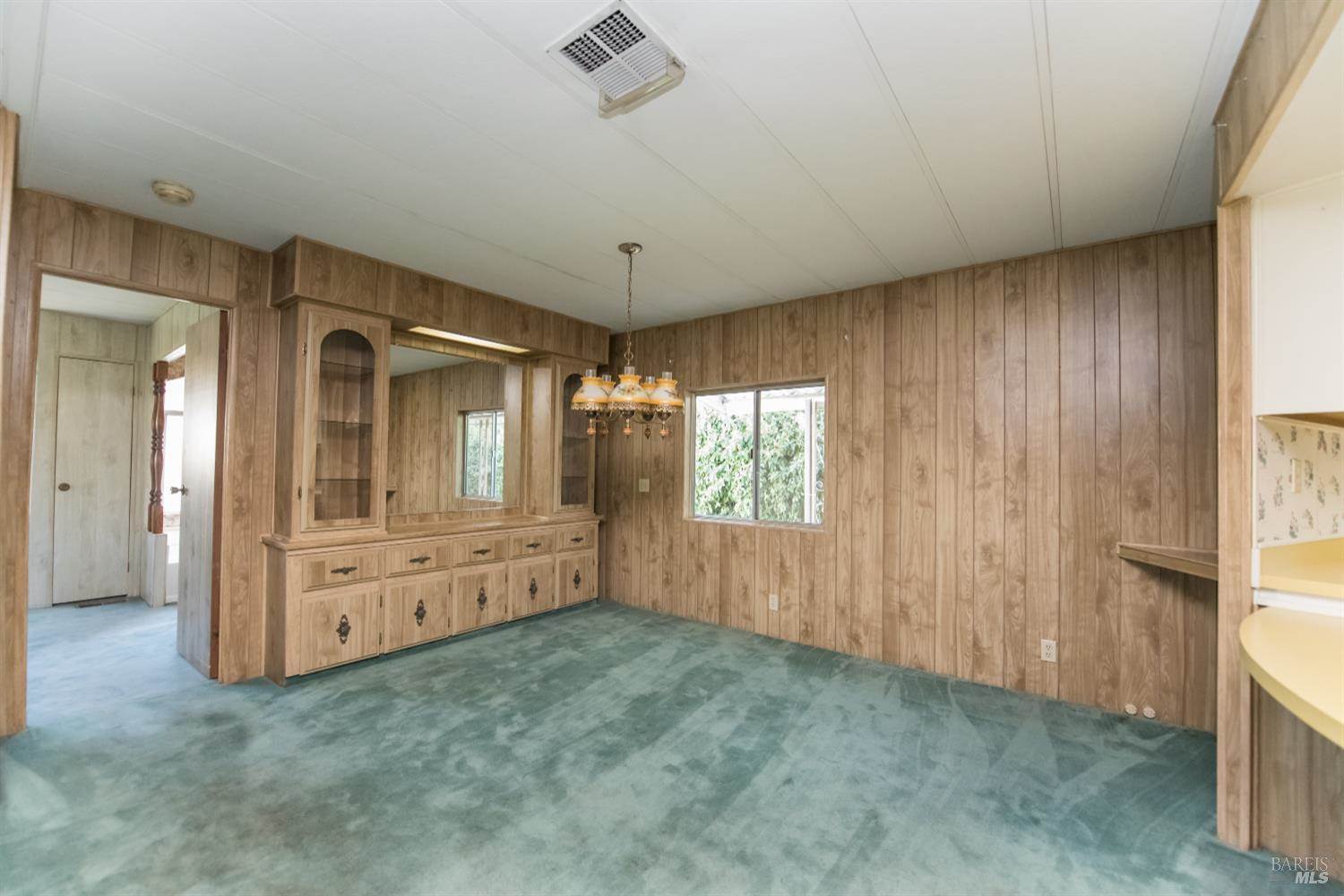 20 East Napa Drive, Petaluma, CA 94952