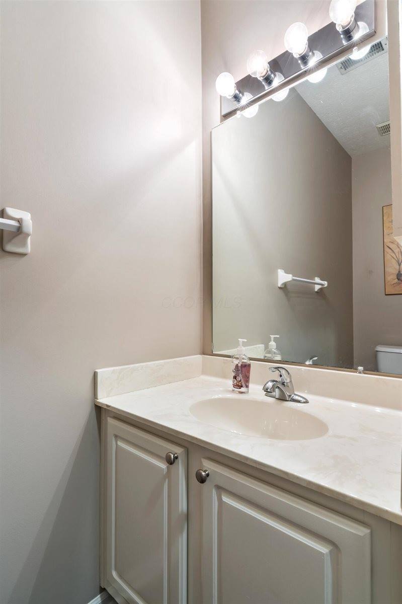 6021 Craughwell Lane, Dublin, OH 43017