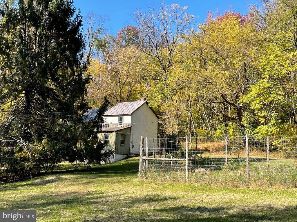 189 Piedmont Orchard Road, Linden, VA 22642