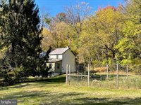 189 Piedmont Orchard Road, Linden, VA 22642