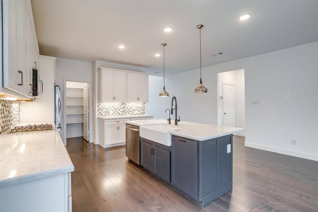 2727 Catoosa Lane, Corinth, TX 76210