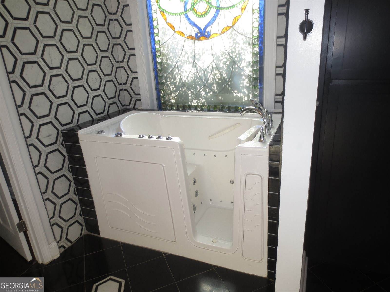 184 Giles Road, Warner Robins, GA 31093