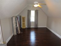 184 Giles Road, Warner Robins, GA 31093