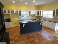 184 Giles Road, Warner Robins, GA 31093