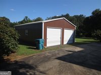 184 Giles Road, Warner Robins, GA 31093