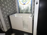 184 Giles Road, Warner Robins, GA 31093