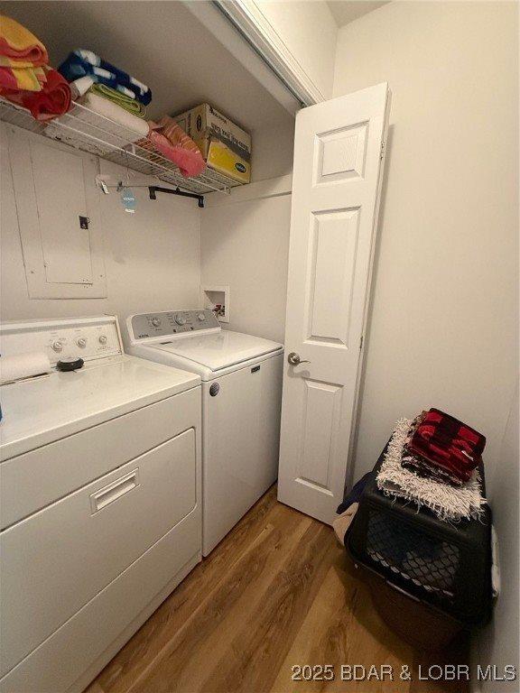 90 Channel Buoy Drive, Osage Beach, MO 65065