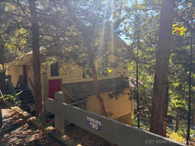 90 Channel Buoy Drive, Osage Beach, MO 65065