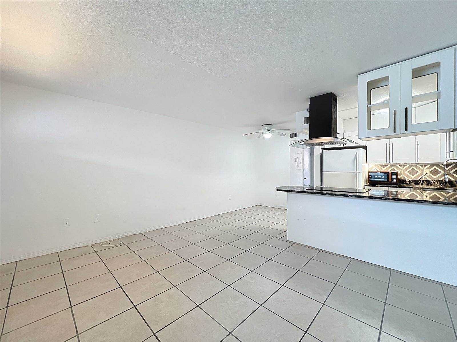 11705 3RD Street East, Treasure Island, FL 33706