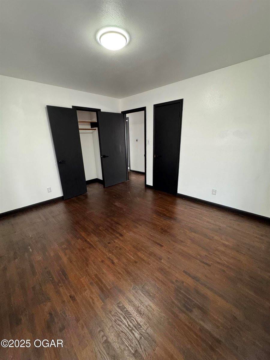 106 West South Street, Neosho, MO 64850