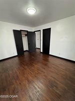 106 West South Street, Neosho, MO 64850