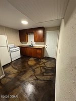 106 West South Street, Neosho, MO 64850