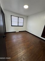 106 West South Street, Neosho, MO 64850