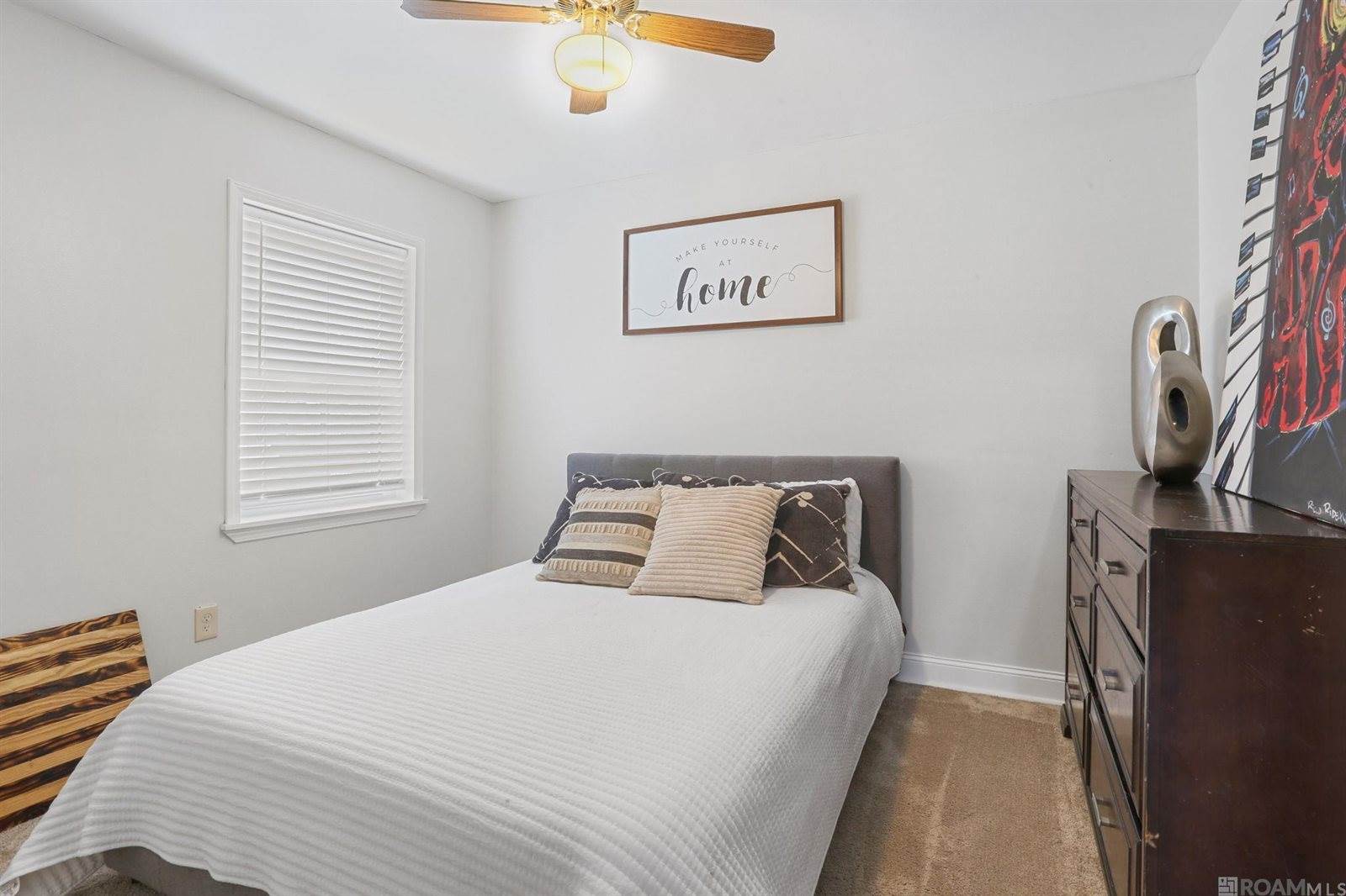 18240 Autumn View Dr, Prairieville, LA 70769