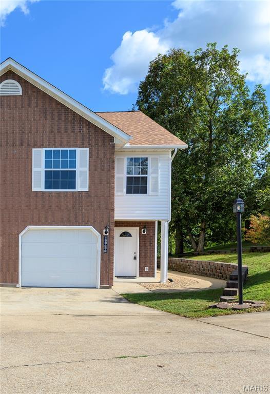 16868 Hurricane Lane, Saint Robert, MO 65584