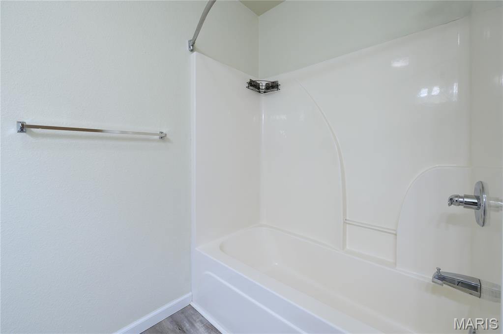 16868 Hurricane Lane, Saint Robert, MO 65584