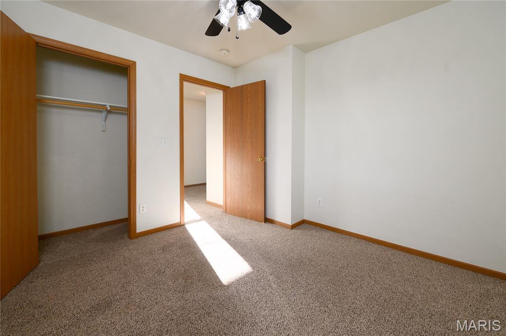 16868 Hurricane Lane, Saint Robert, MO 65584