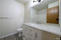 16868 Hurricane Lane, Saint Robert, MO 65584