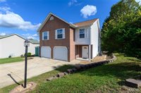 16868 Hurricane Lane, Saint Robert, MO 65584