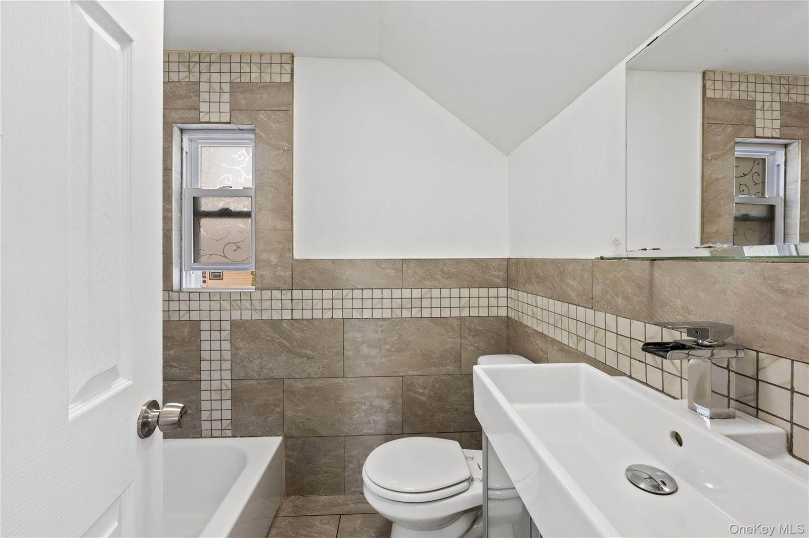 187 Botsford Street, Hempstead, NY 11550