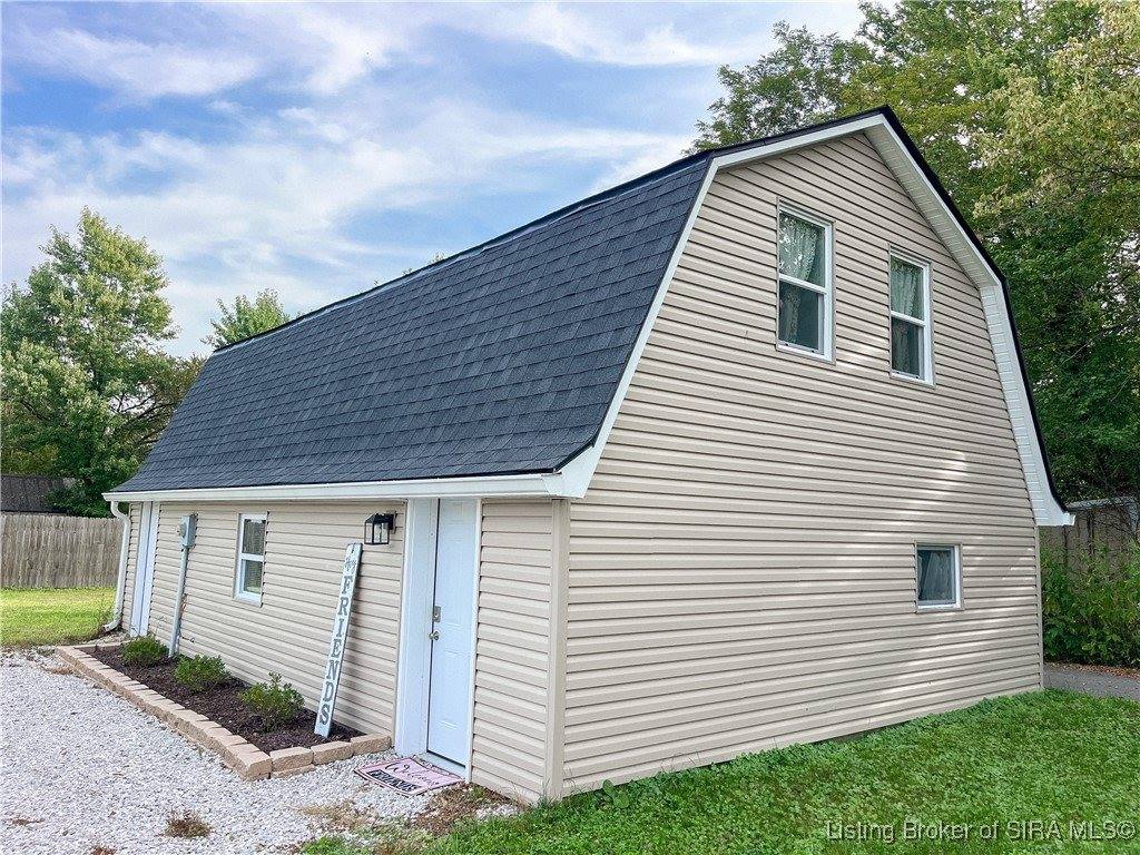 341 South 3rd, Pekin, IN 47165