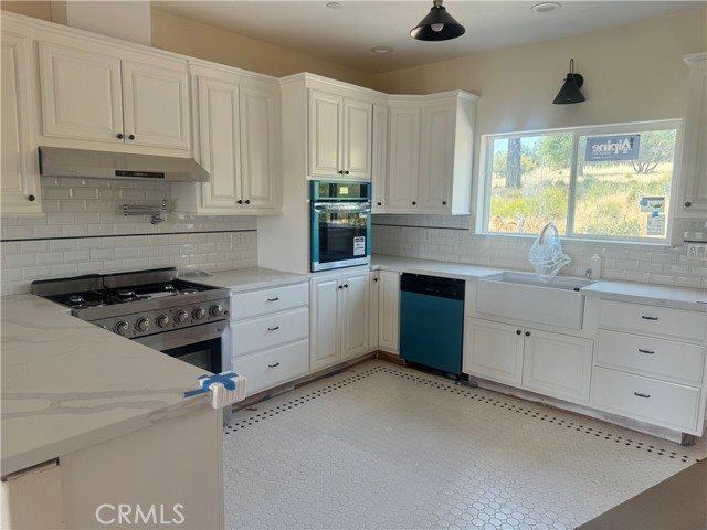 18380 Grizzly Court, Hidden Valley Lake, CA 95467