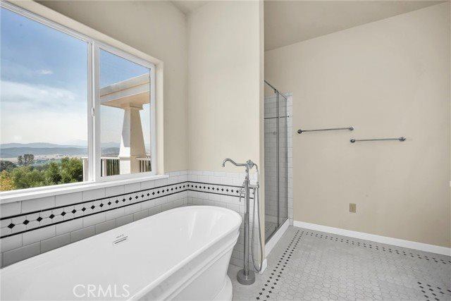 18380 Grizzly Court, Hidden Valley Lake, CA 95467