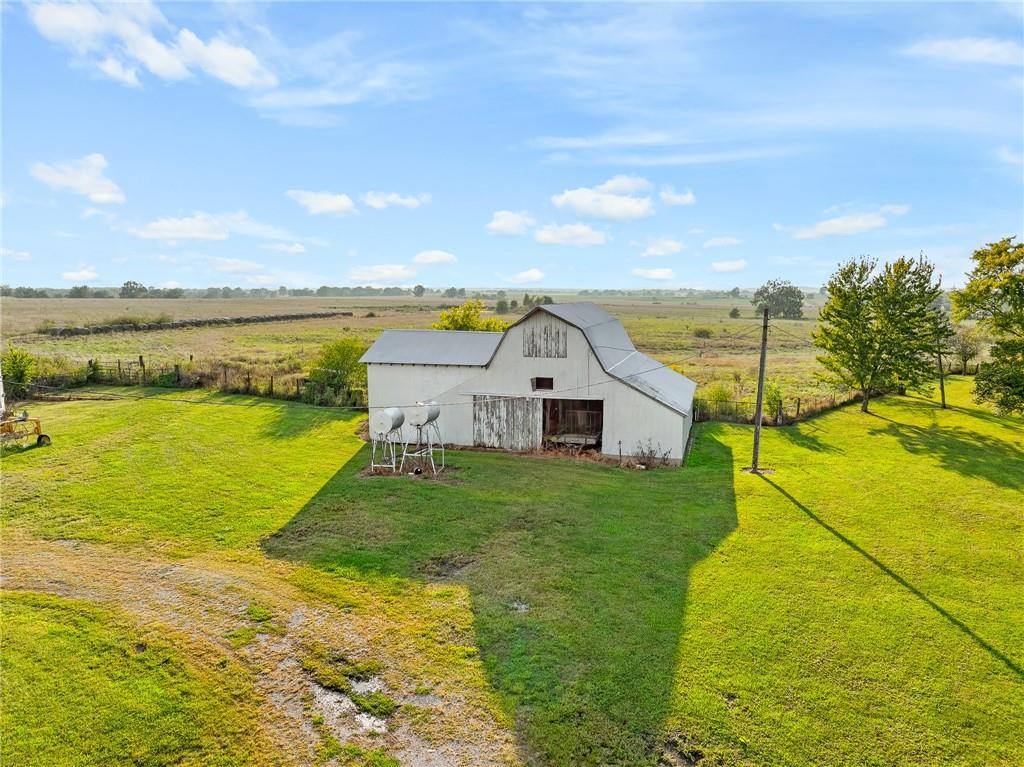 9005 NW State Route 52 N/A, Amoret, MO 64722