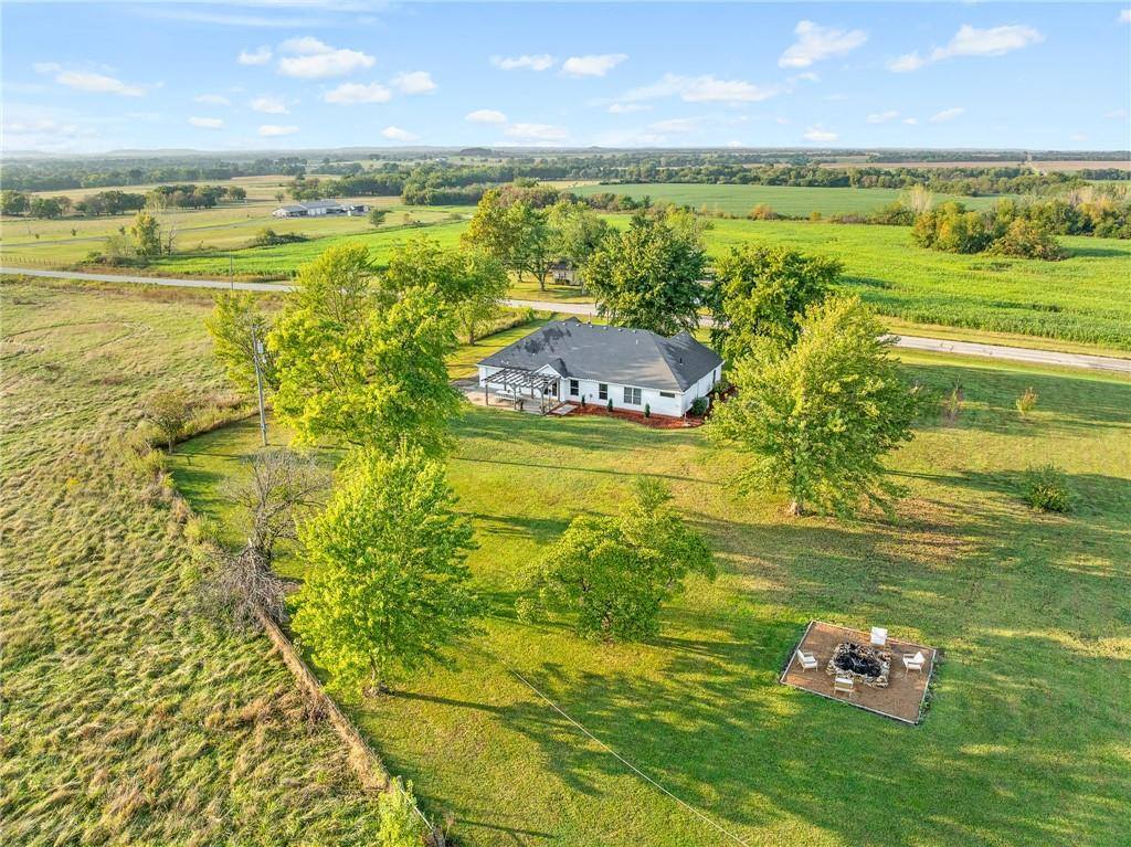 9005 NW State Route 52 N/A, Amoret, MO 64722