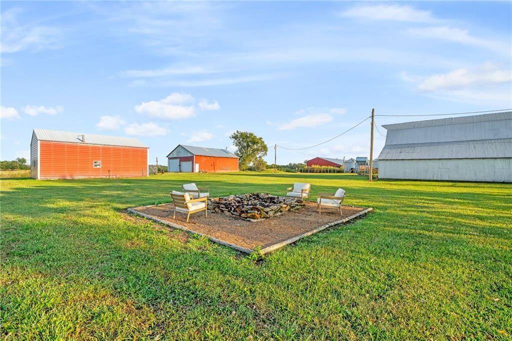 9005 NW State Route 52 N/A, Amoret, MO 64722