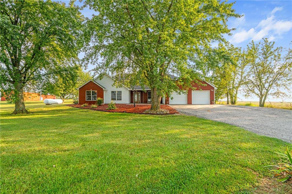 9005 NW State Route 52 N/A, Amoret, MO 64722
