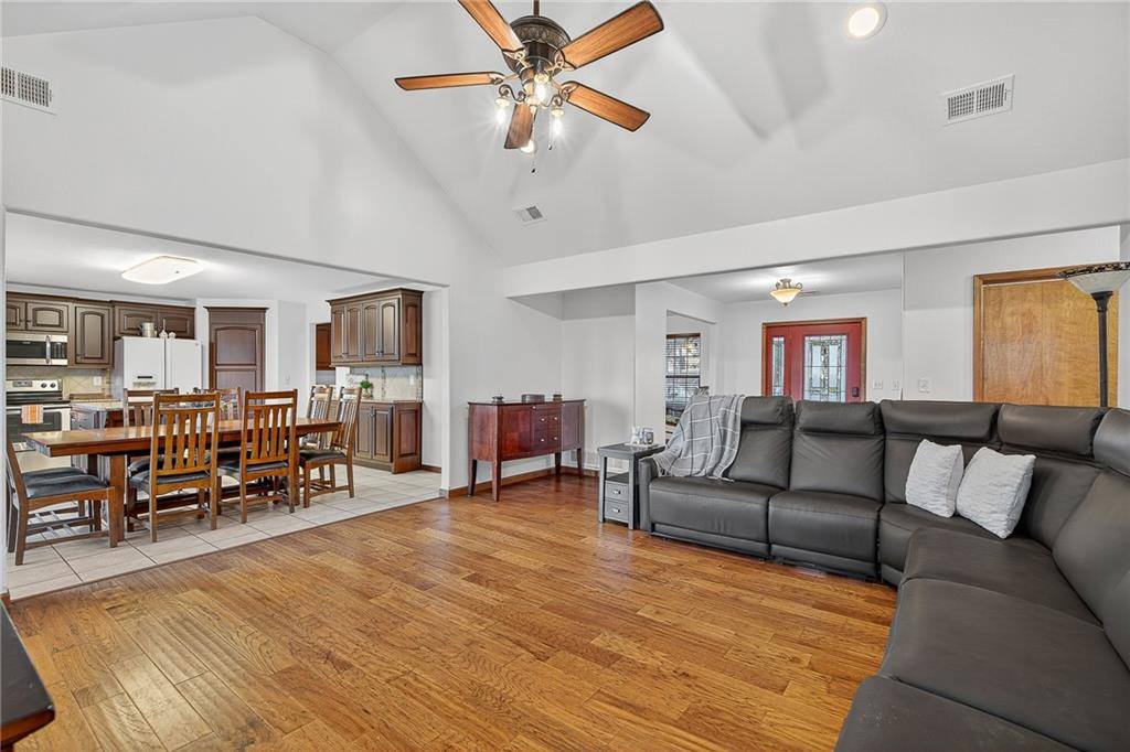 9005 NW State Route 52 N/A, Amoret, MO 64722